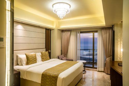Ramada by Wyndham - 2